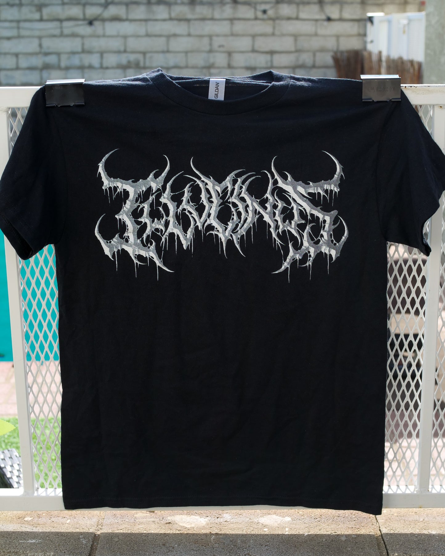 Logo Tee